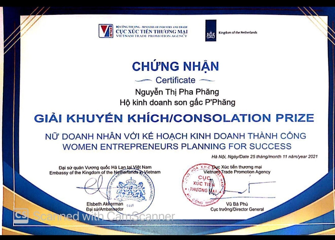 V. Giấy chứng nhận và Giải thưởng